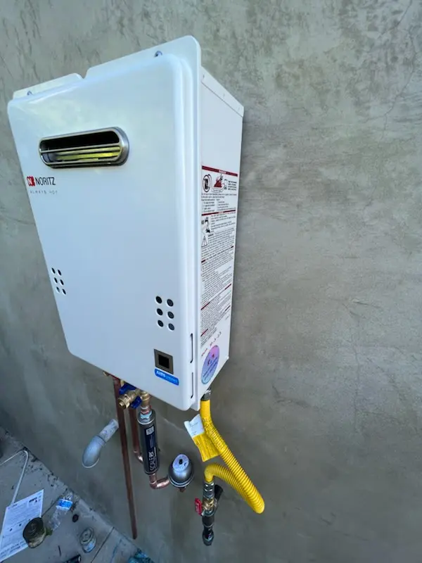 Tankless water heater installation for Ronnie Park homes
